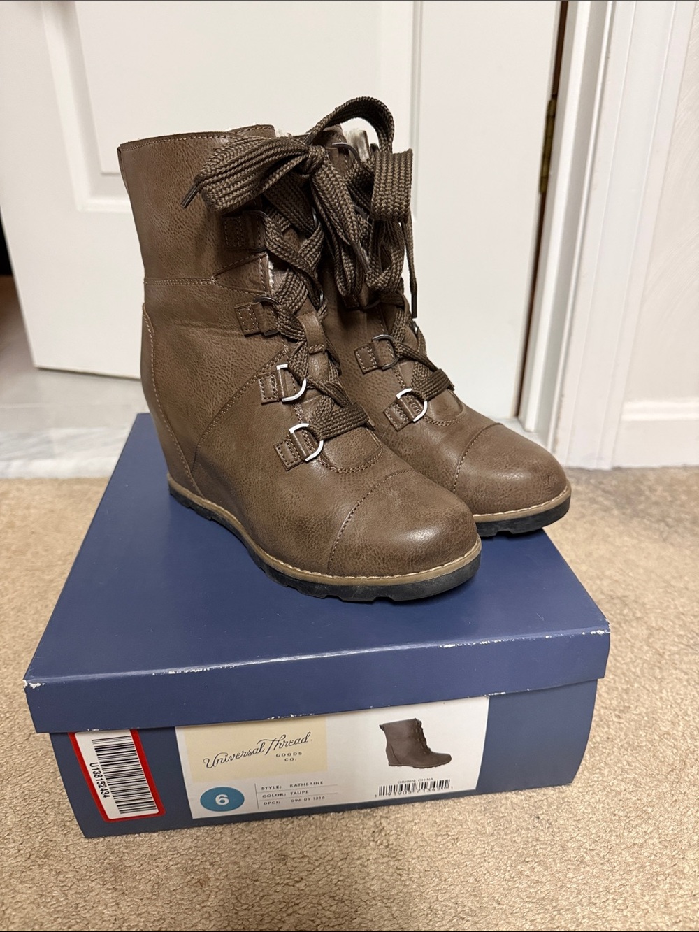 Universal Thread Katherine Lace-Up Wedge Boots
